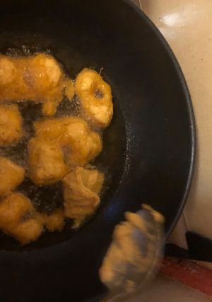 Una foto de Picarones con chancaca