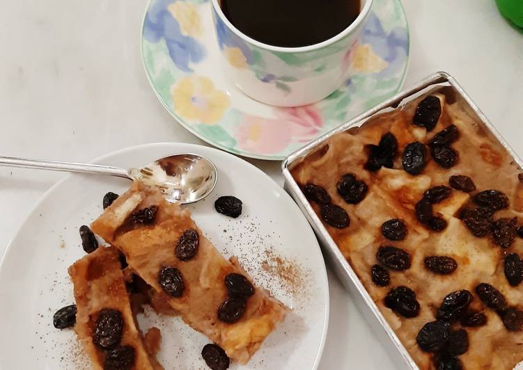 Pudding Roti Kismis (Raisin Bread Pudding)