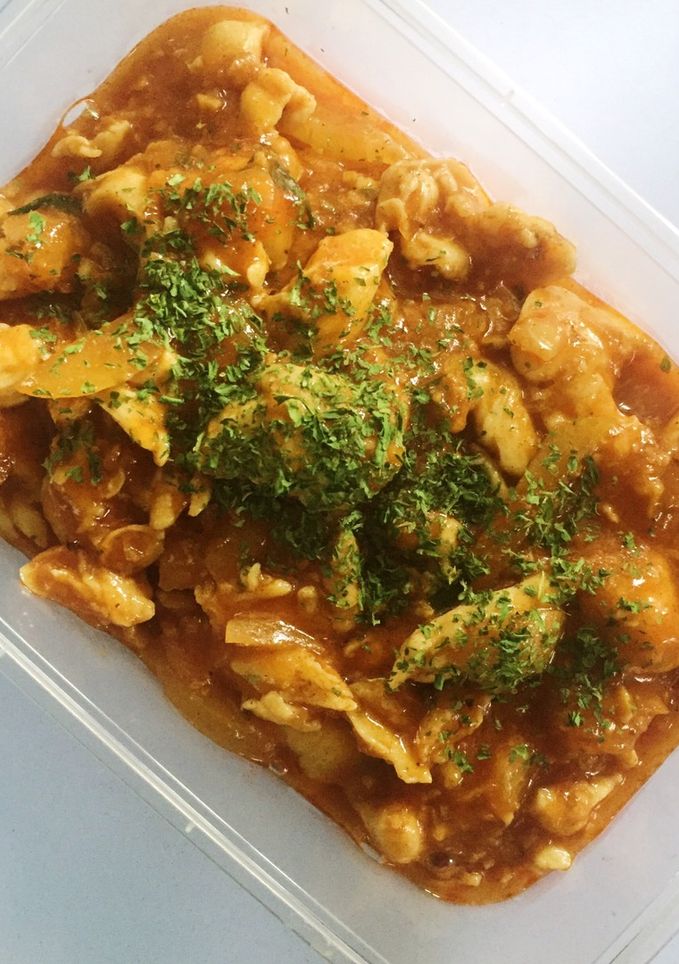 Foto resep Chicken with Tomato Sauce