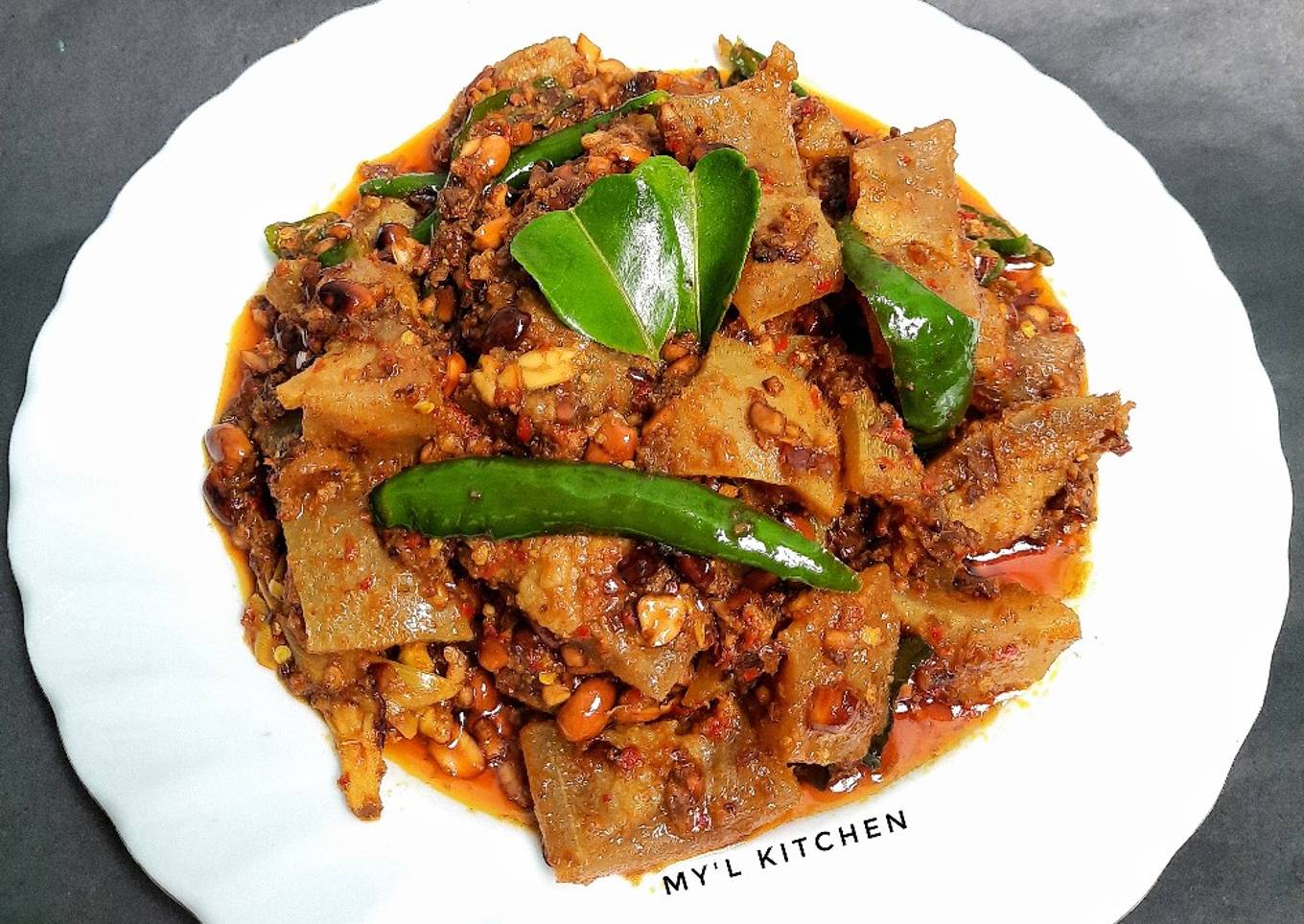 Kikil Bumbu Kuning Pedas
