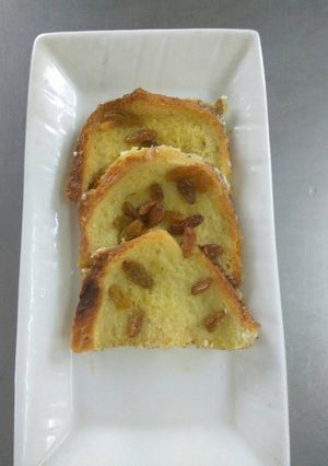 A picture of Bread & butter pudding.