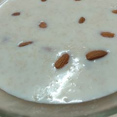 A picture of Porridge#foodphotographychallenge#5orlessingredientschallenge.