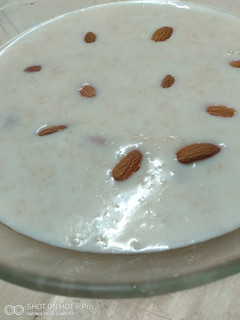 A picture of Porridge#foodphotographychallenge#5orlessingredientschallenge.