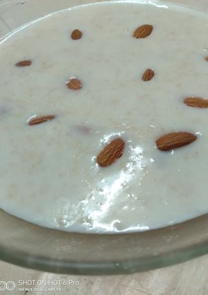 A picture of Porridge#foodphotographychallenge#5orlessingredientschallenge.