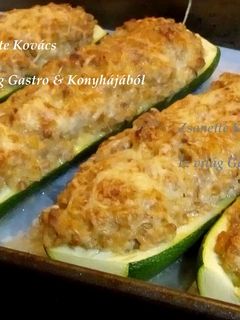 Töltött cukkini, hajdinás recept fotója