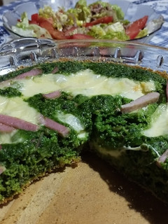 Una foto de Tarta de espinaca licuada sin masa (sin harina de trigo) editada