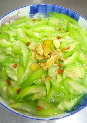 秋瓜伴麻油 的食譜成品照片