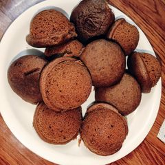 A picture of Jaggery cake.