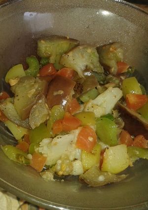 A picture of Mix veggie salad.