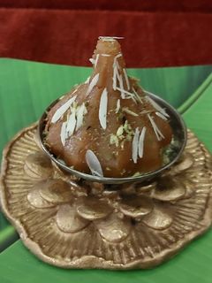 મોહનથાળ મોદક (Mohanthal Modak Recipe In Gujarati) રેસીપી મુખ્ય ફોટો