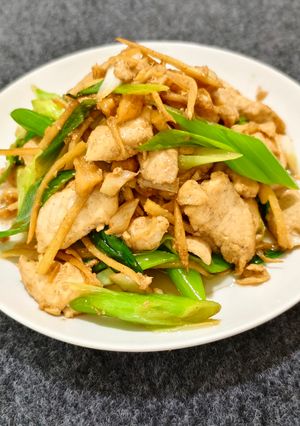 蔥爆椒鹽虱目魚柳(簡單料理） 的食譜成品照片