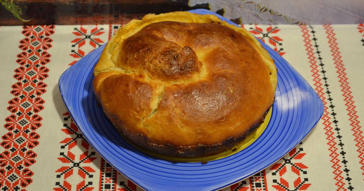 Пирожки с тыквой в духовке. Пирог из дрожжевого теста с тыквой. Сдобный пирог с тыквой. Дрожжевой пирог с тыквой. Пирожки с тыквой из дрожжевого.