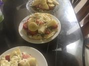 Una foto de waffle de manzana