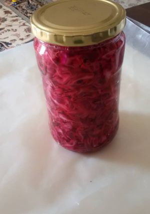 عکسی از دستور ترشی کلم قرمز