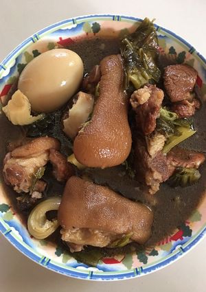 รูปของ “พะโล้ขาหมูเกี๊ยมฉ่าย”