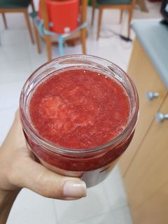 Una foto de Mermelada de fresas casera fitness