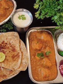 પંજાબી દમ આલુ (Punjabi Dum Aloo Recipe In Gujarati) રેસીપી મુખ્ય ફોટો