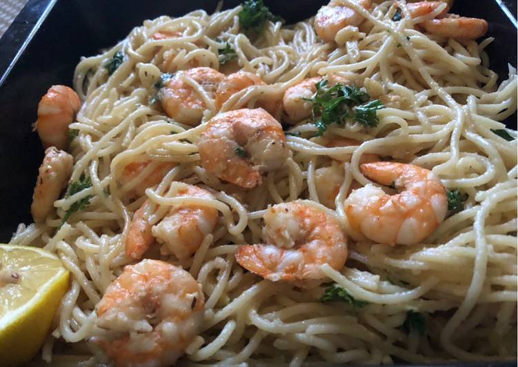 Lemon Garlic Shrimp Pasta