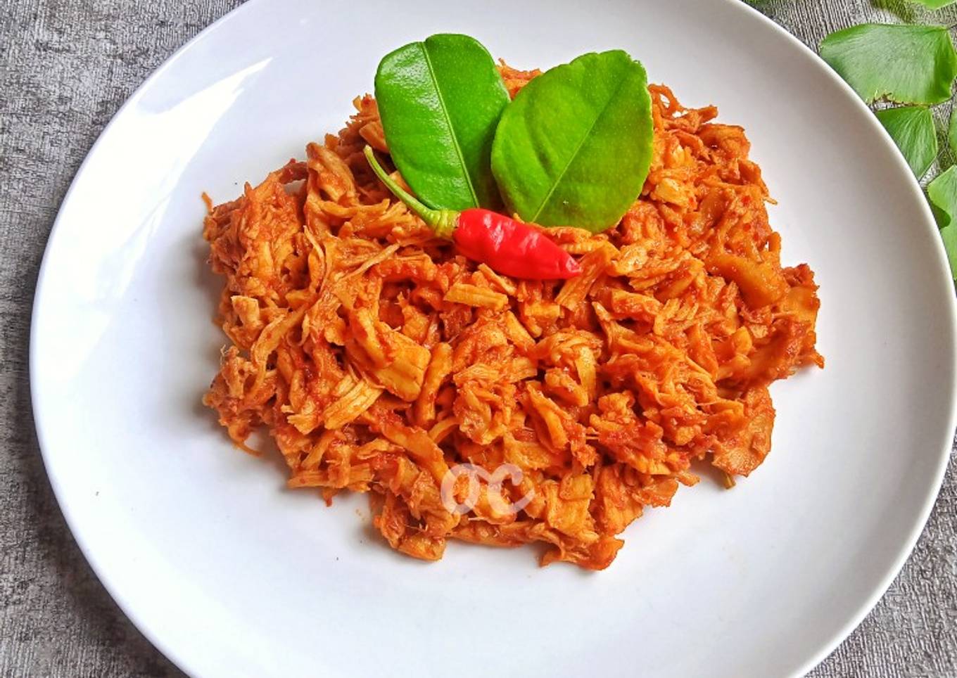 Ayam suwir pedas manis