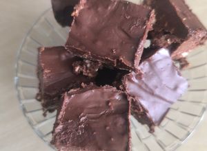 Gambar Biskut Wafer Coklat Hazelnut