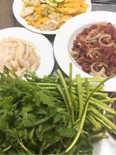 Hình của món Bò nhúng dấm.