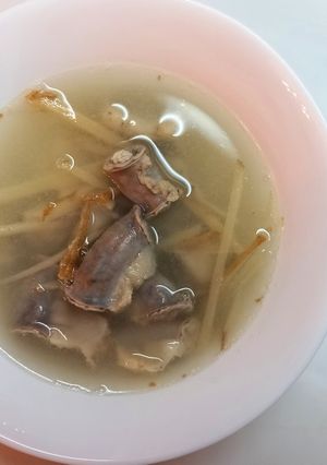 薑絲豬腸湯 的食譜成品照片