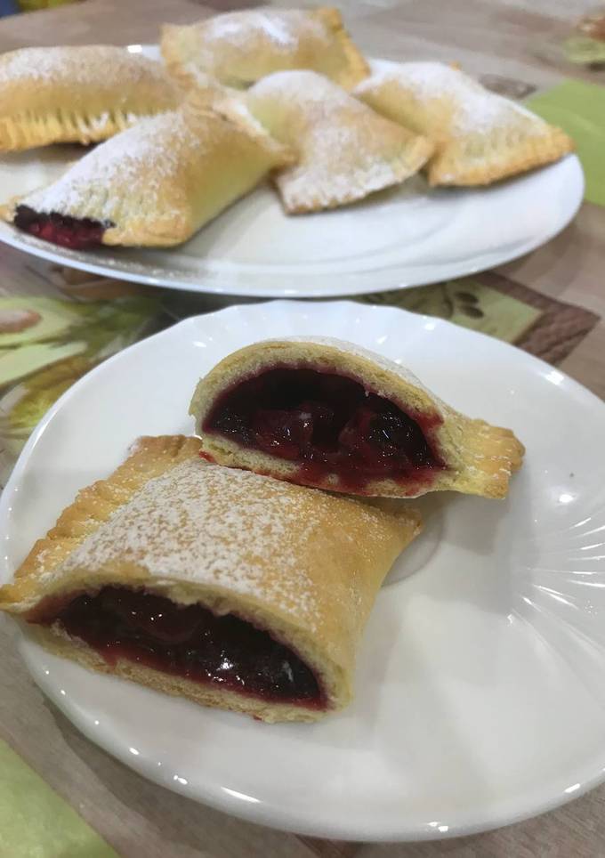 Пиріжки з ягодами 🍒