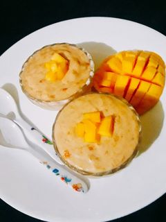 मैंगो रबडी (Mango rabdi recipe in Hindi) रेसिपी मुख्य फोटो