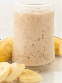 A picture of Title: banana pineapple smoothie.