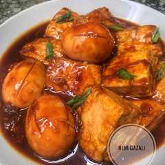 A picture of Tahu Telur Masak Kecap.