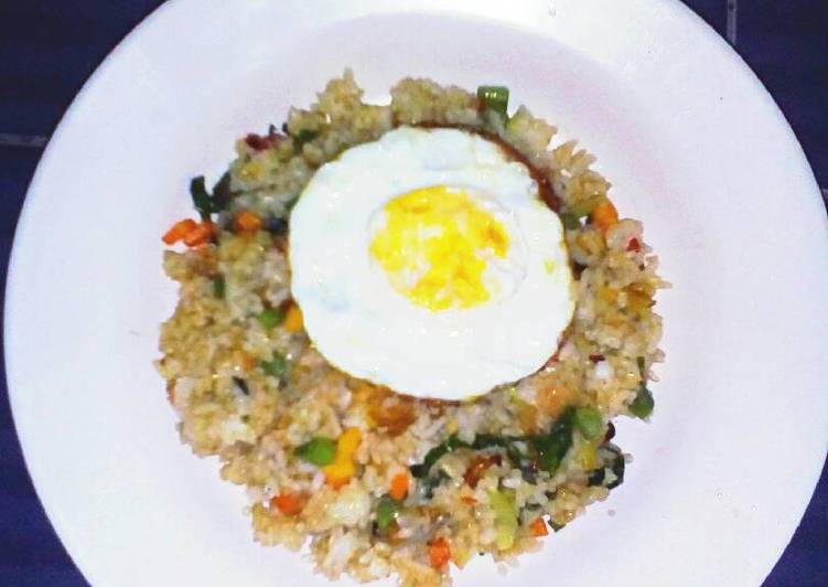 Resep masakan Nasi goreng sayur bumbu kemiri | Cara Buat Nasi goreng sayur bumbu kemiri Yang Enak Dan Lezat
