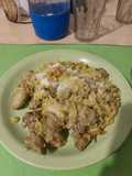 Comida de bodegón 😄 Arroz con menudos 🍗🍗