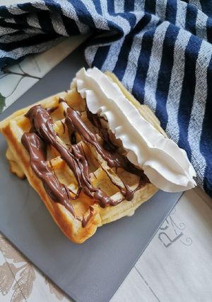 Bögrés egyszerű gofri recept fotója