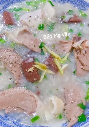 Hình của món Cháo lòng tim,lưỡi và huyết.
