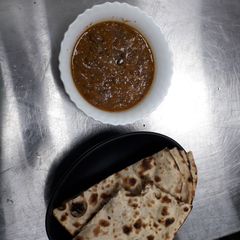 A picture of Dal makhni.