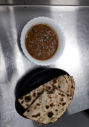 A picture of Dal makhni.