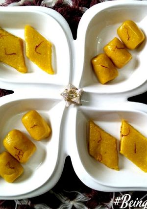 A picture of Kesar kaju katli/kaju roll.