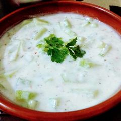 A picture of Cucumber Raita.