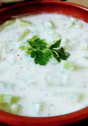 A picture of Cucumber Raita.
