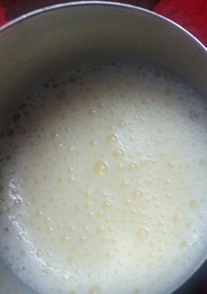 A picture of Kesar milk.