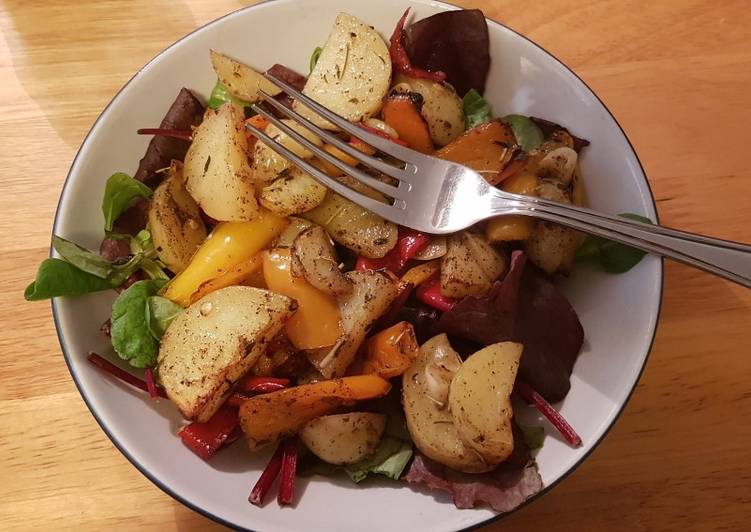 Super Yummy Baked potato wedges and peppers