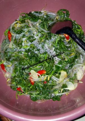Foto resep Tumis Bayam Toge