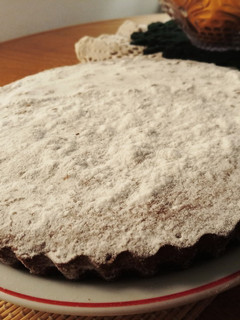 Una foto de Bizcochuelo de chocolate vegano 🍰🍫