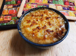 A picture of Maggie's French Onion Soup.