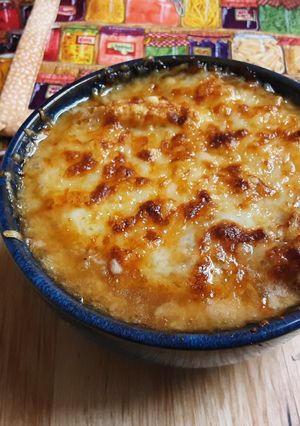 A picture of Maggie's French Onion Soup.