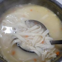 A picture of Chicken Noodle Soup.