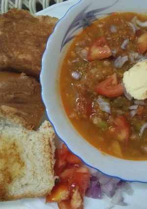 A picture of Pav Bhaji With Mixed Vegetables Cooked in Pressure Cooker.