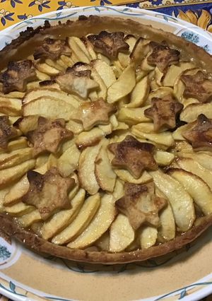 Une photo de Tarte étoilée aux pommes et kiwi