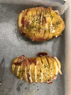 Foto principal de Patatas rellenas de jamón y queso 🥔