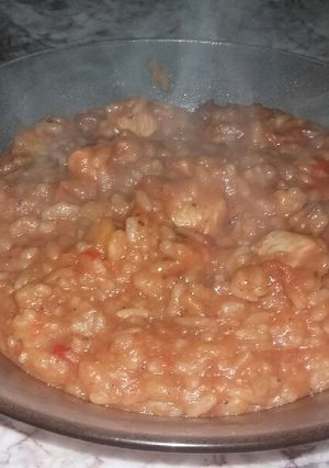 Una foto de Guisito de arroz con pollo